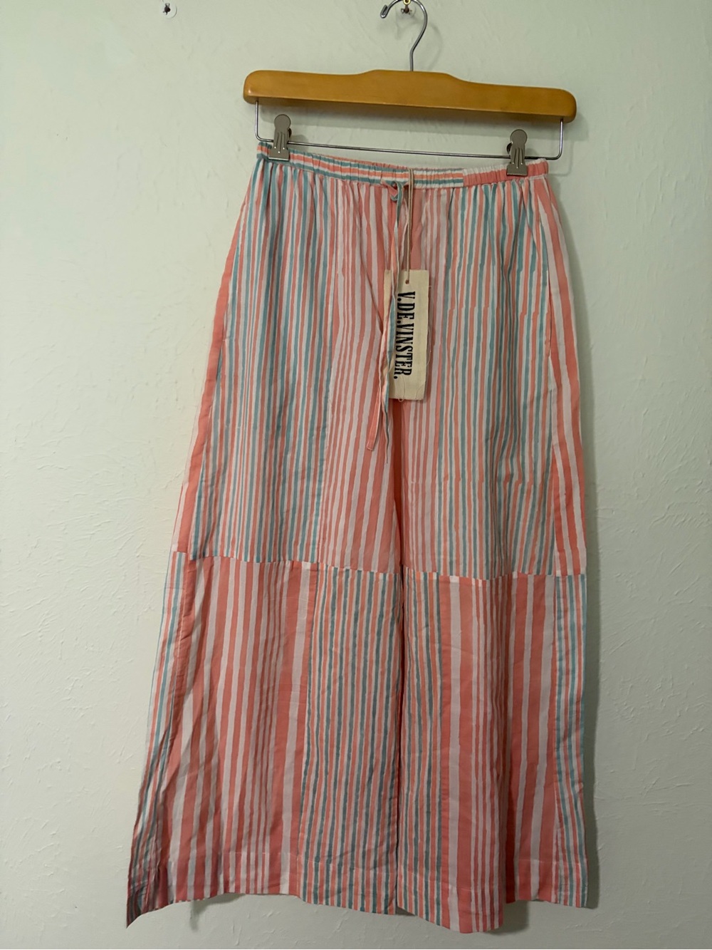 NWT V .DE. Vinster.  Women's Shiva Pants-Size L